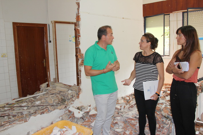 Las obras de mejora del Colegio La Santa Cruz estarán listas para el próximo curso escolar
